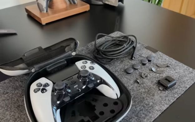 PS5 DualSense Edge vs SCUF Pro Controller - Which is the Best? - Clear Crypt