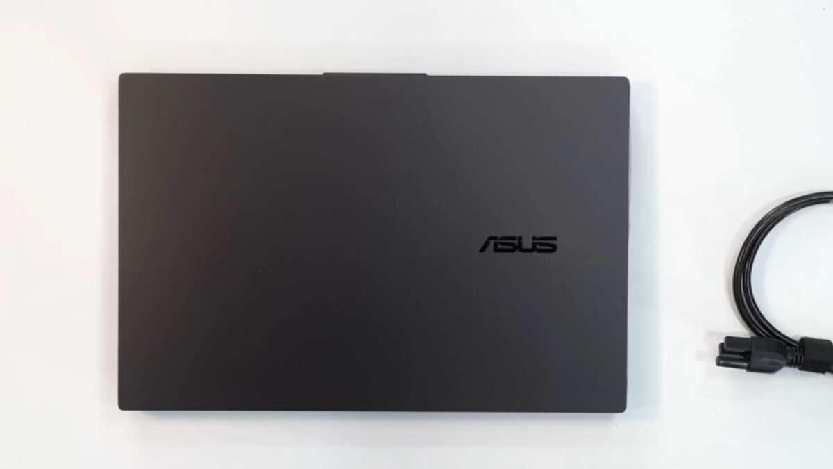 Asus VivoBook Pro 15 OLED Review: Design and build quality