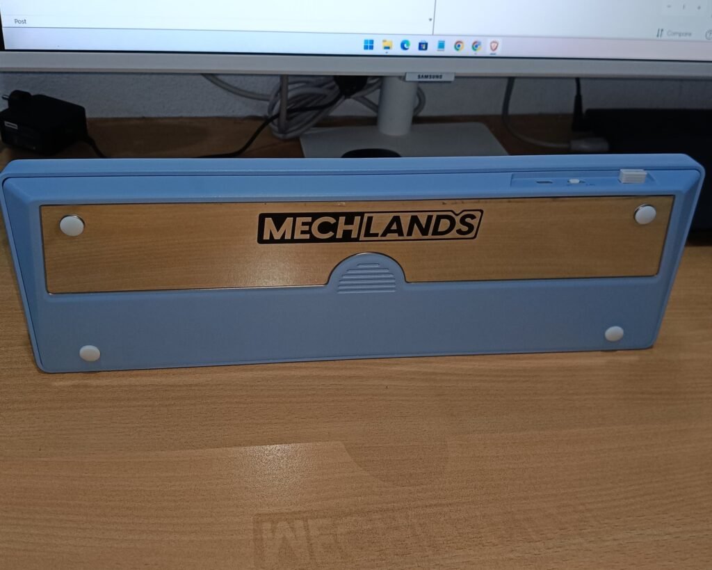 Mechlands Blade 101 Mechanical Keyboard Back
